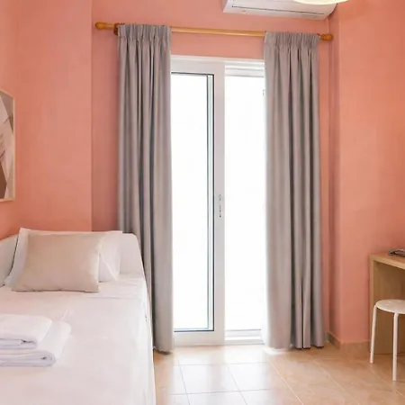 Sunset Cove By Halu! - Spacious 4-bedroom Néos Marmarás