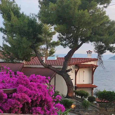 Sunset Cove By Halu! - Spacious 4-bedroom *